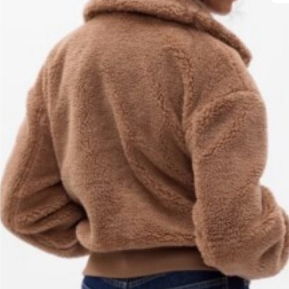 GAP Warm Tan Sherpa Coat - Picture 2 of 5